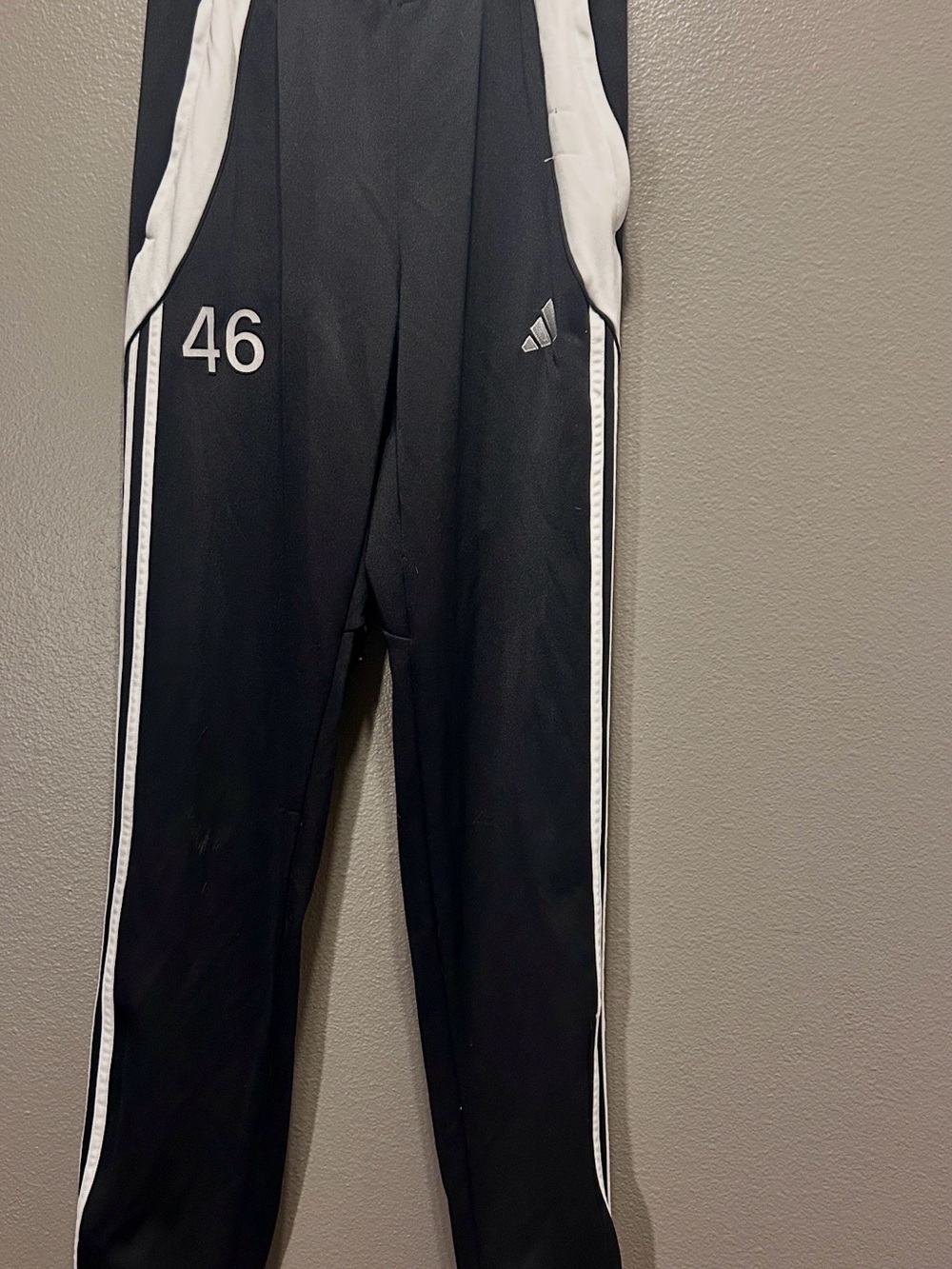 Adidas Youth Boys Tricot Track Pants Black White Striped Size XL 15-16Y